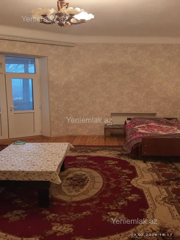 Satılır 2 otaqlı köhnə tikili 52 m²