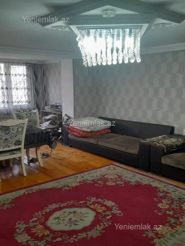 Satılır 2 otaqlı köhnə tikili 50 m²