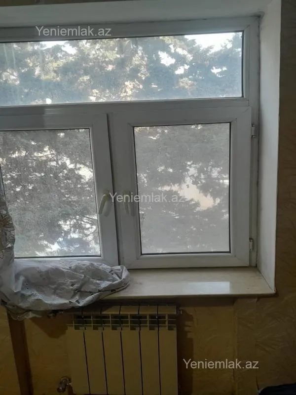 Satılır 2 otaqlı köhnə tikili 50 m²