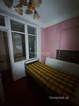 Satılır 1 otaqlı köhnə tikili 35 m²