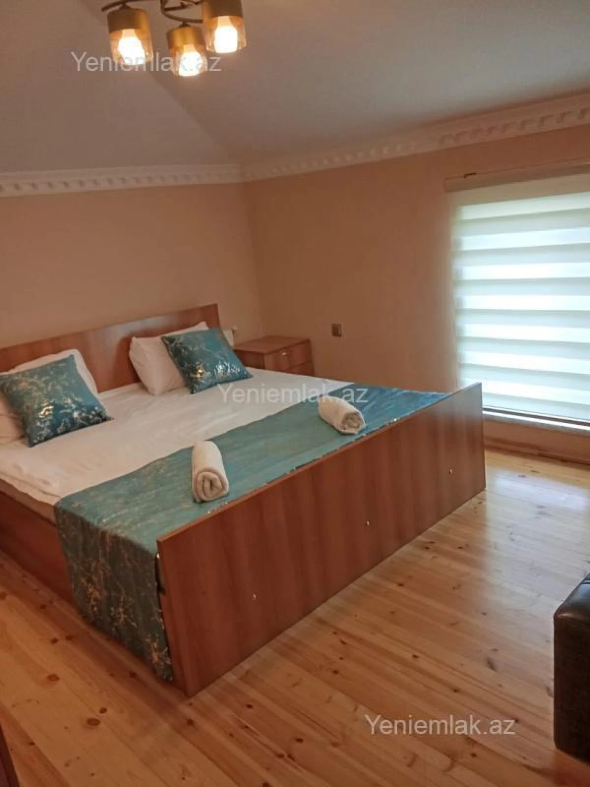 Satılır 6 otaqlı həyət evi 200 m²