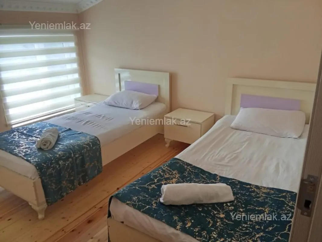 Satılır 6 otaqlı həyət evi 200 m²