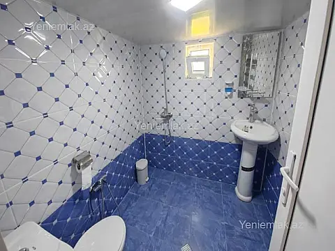 Satılır 6 otaqlı həyət evi 200 m²