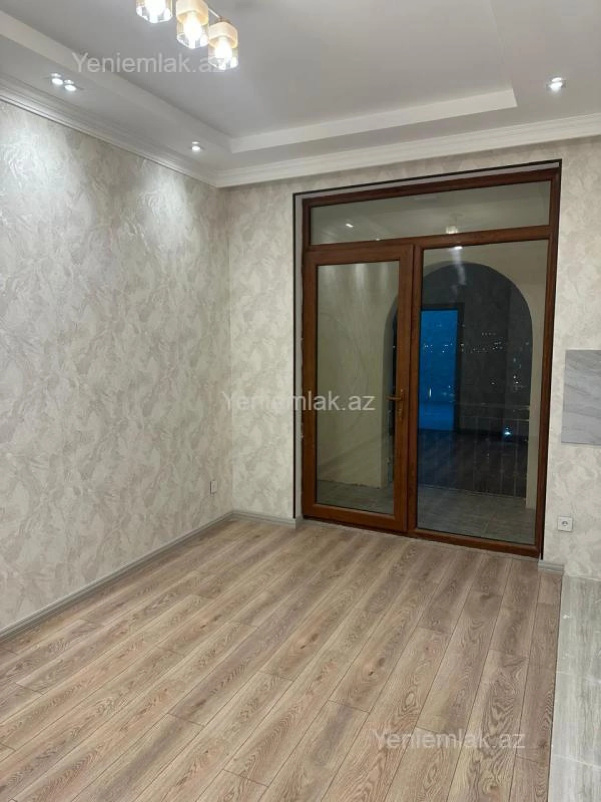 Satılır 2 otaqlı yeni tikili 92 m²