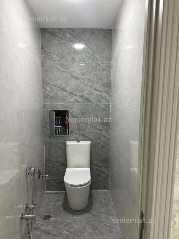 Satılır 2 otaqlı yeni tikili 92 m²