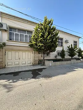 Satılır 4 otaqlı həyət evi 200 m²