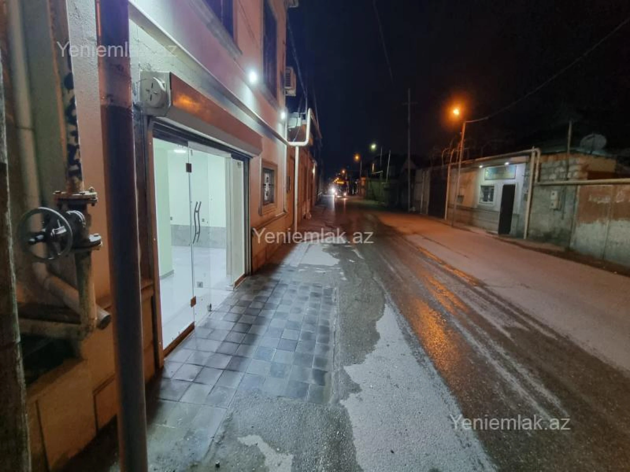 Satılır 4 otaqlı həyət evi 200 m²