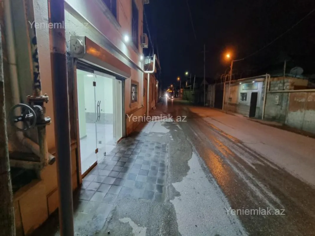 Satılır 4 otaqlı həyət evi 200 m²