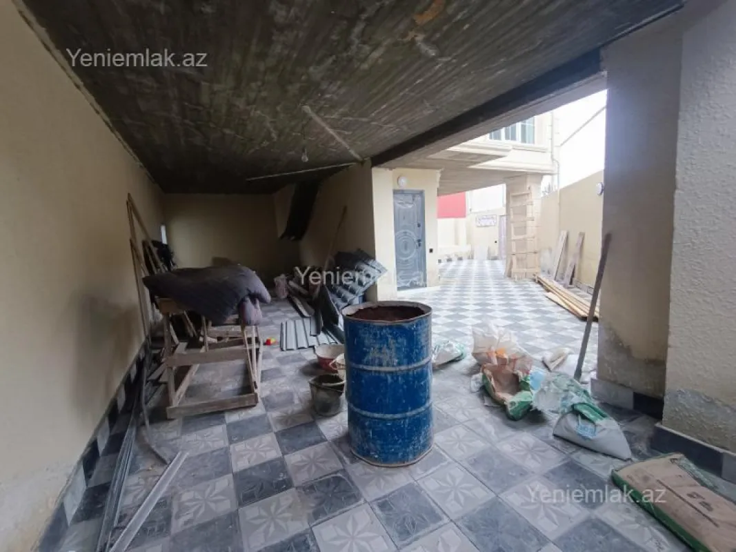 Satılır 5 otaqlı həyət evi 150 m²