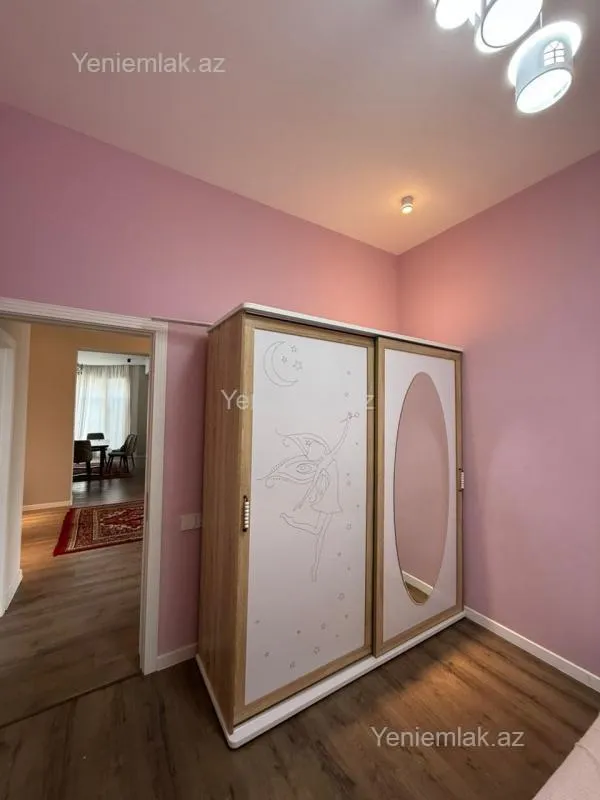 Satılır 4 otaqlı həyət evi 250 m²