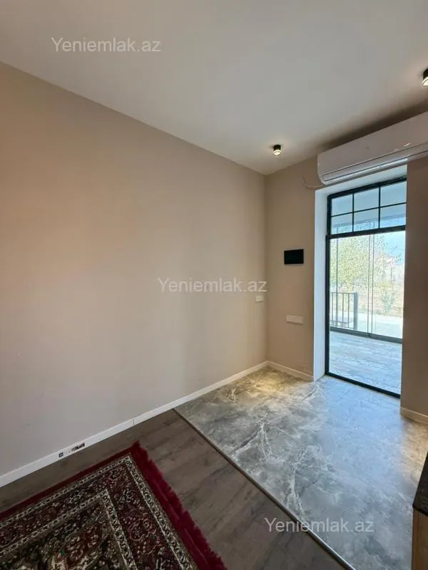 Satılır 4 otaqlı həyət evi 250 m²
