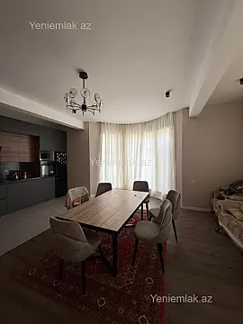 Satılır 4 otaqlı həyət evi 250 m²