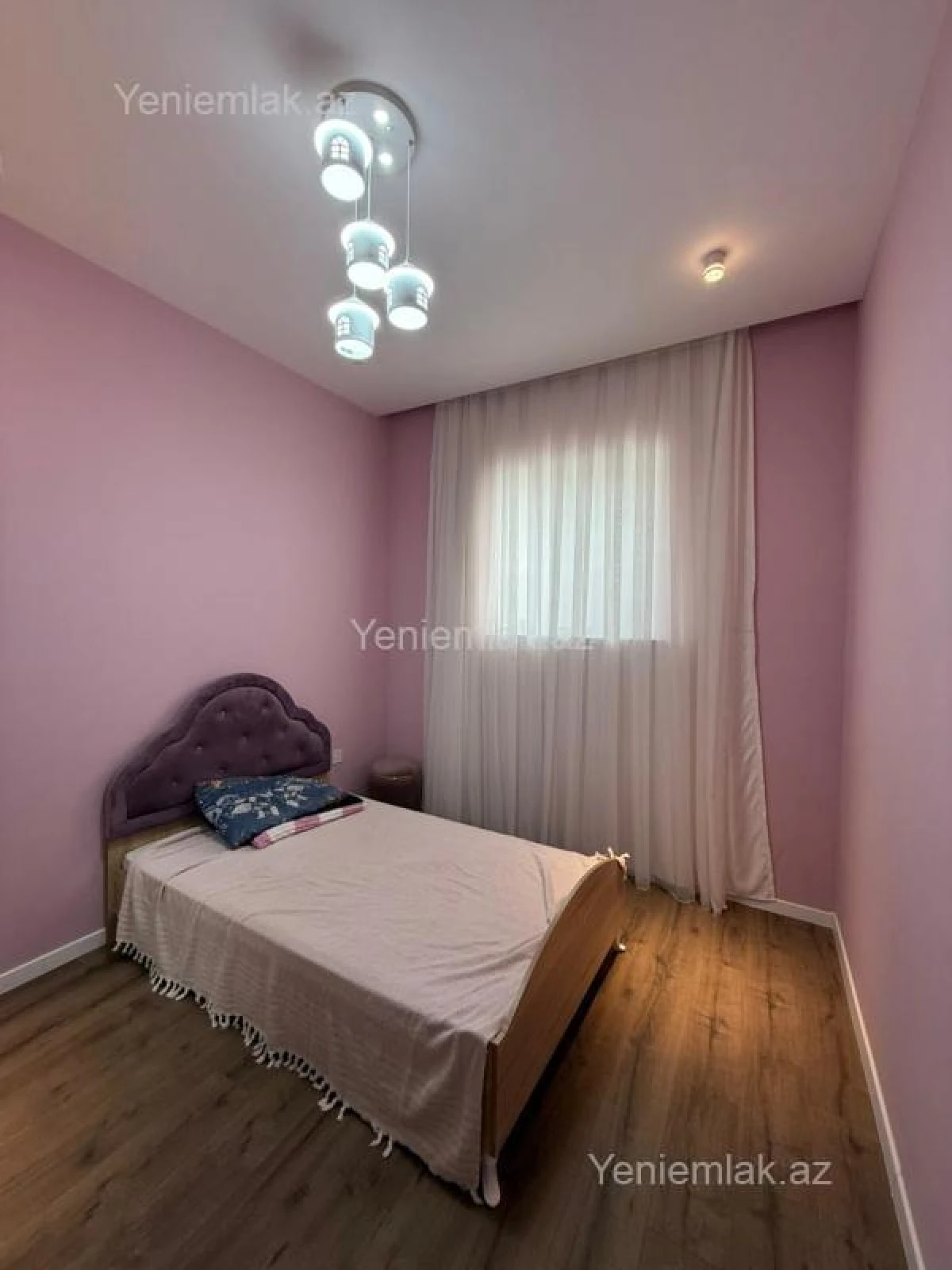 Satılır 4 otaqlı həyət evi 250 m²