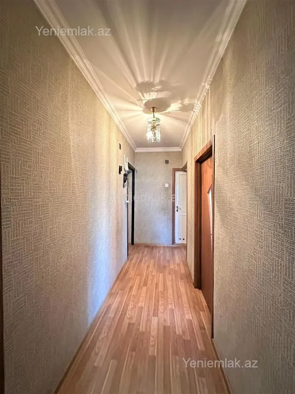 Satılır 2 otaqlı köhnə tikili 50 m²