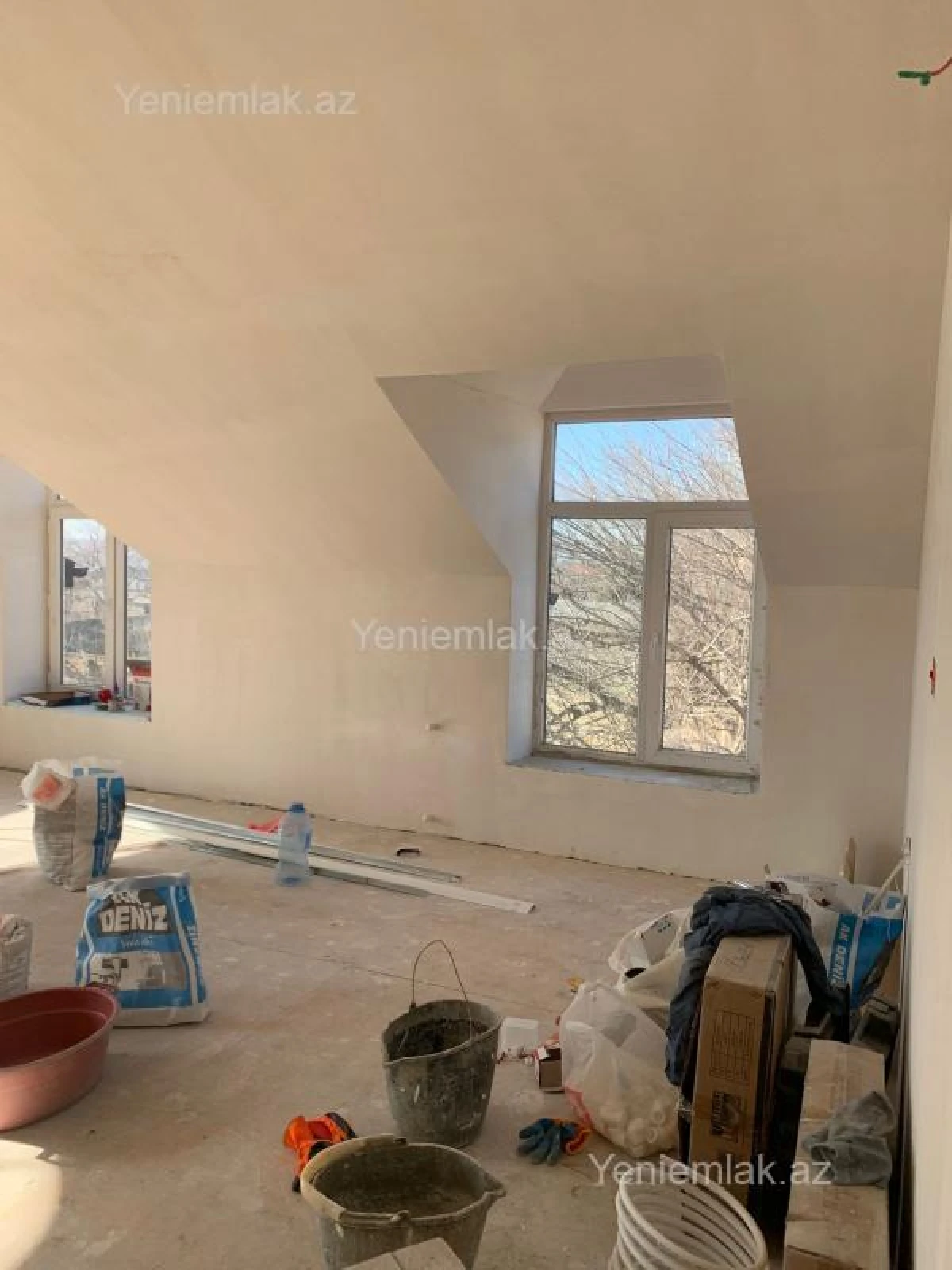 Satılır 6 otaqlı həyət evi 220 m²