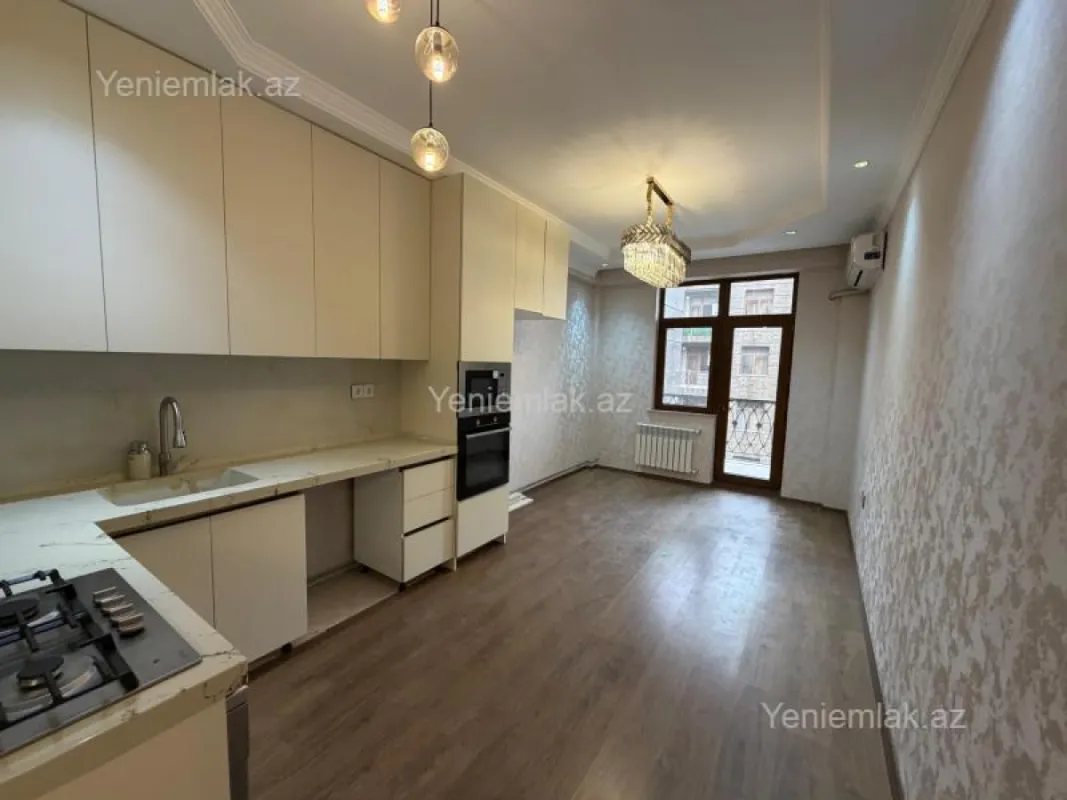 Satılır 2 otaqlı yeni tikili 78 m²