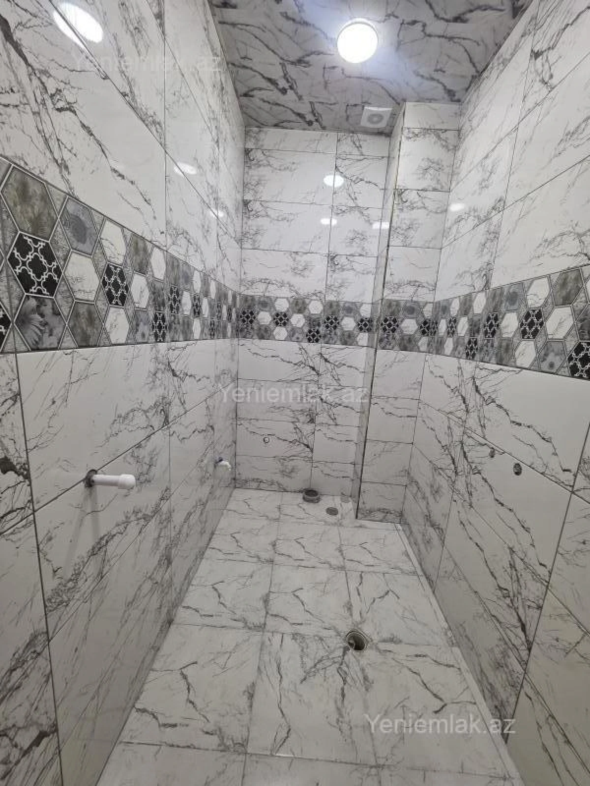 Satılır 2 otaqlı yeni tikili 60 m²