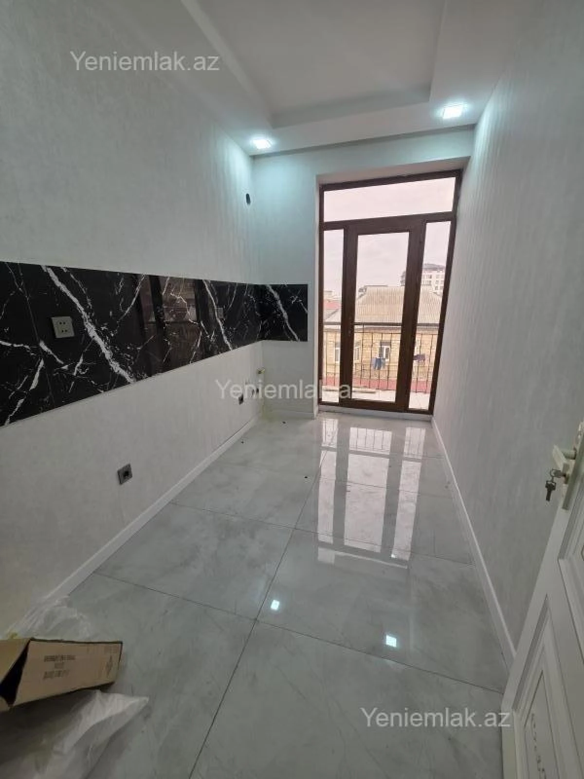Satılır 2 otaqlı yeni tikili 60 m²