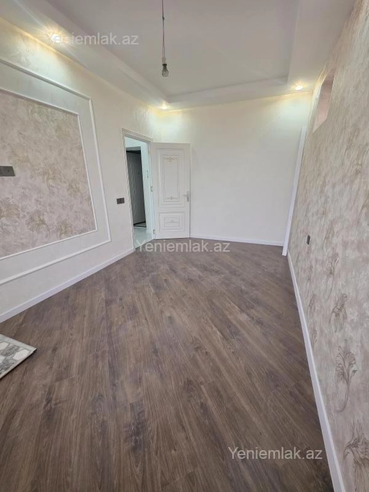 Satılır 2 otaqlı yeni tikili 60 m²