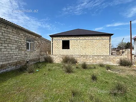 Satılır 3 otaqlı həyət evi 75 m² — Sumqayıt 3 otaq 75.00 m²