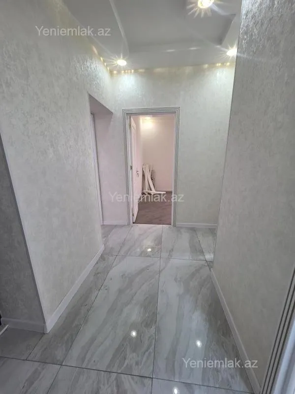 Satılır 3 otaqlı yeni tikili 76 m²
