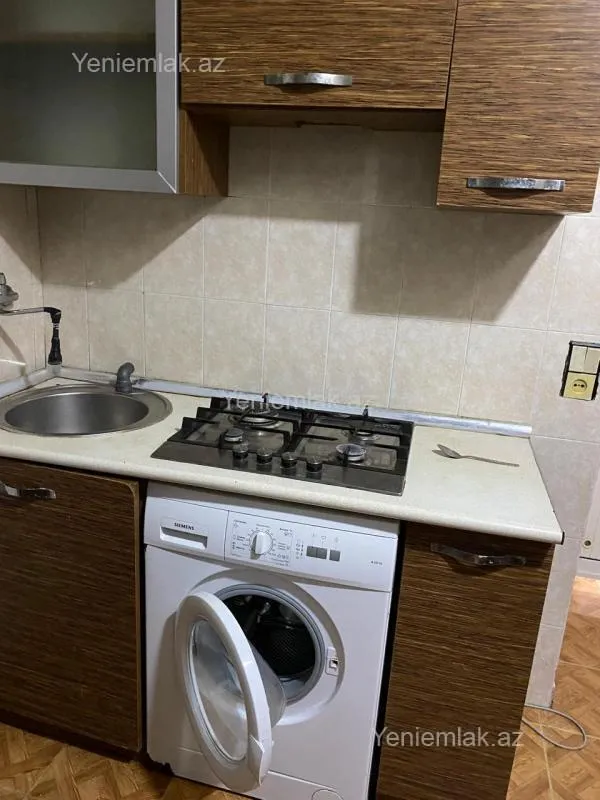 Satılır 2 otaqlı köhnə tikili 45 m²