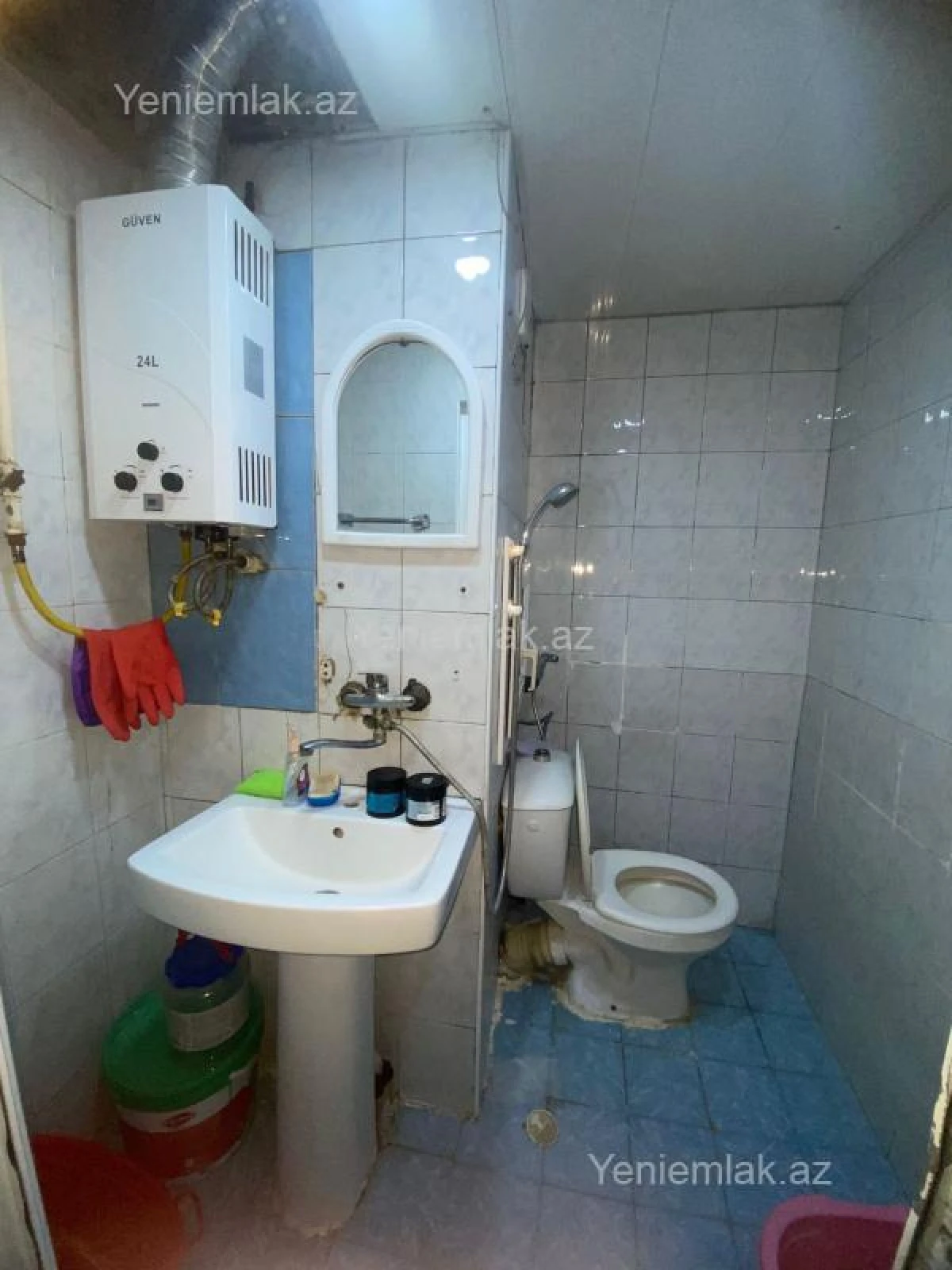 Satılır 2 otaqlı köhnə tikili 45 m²