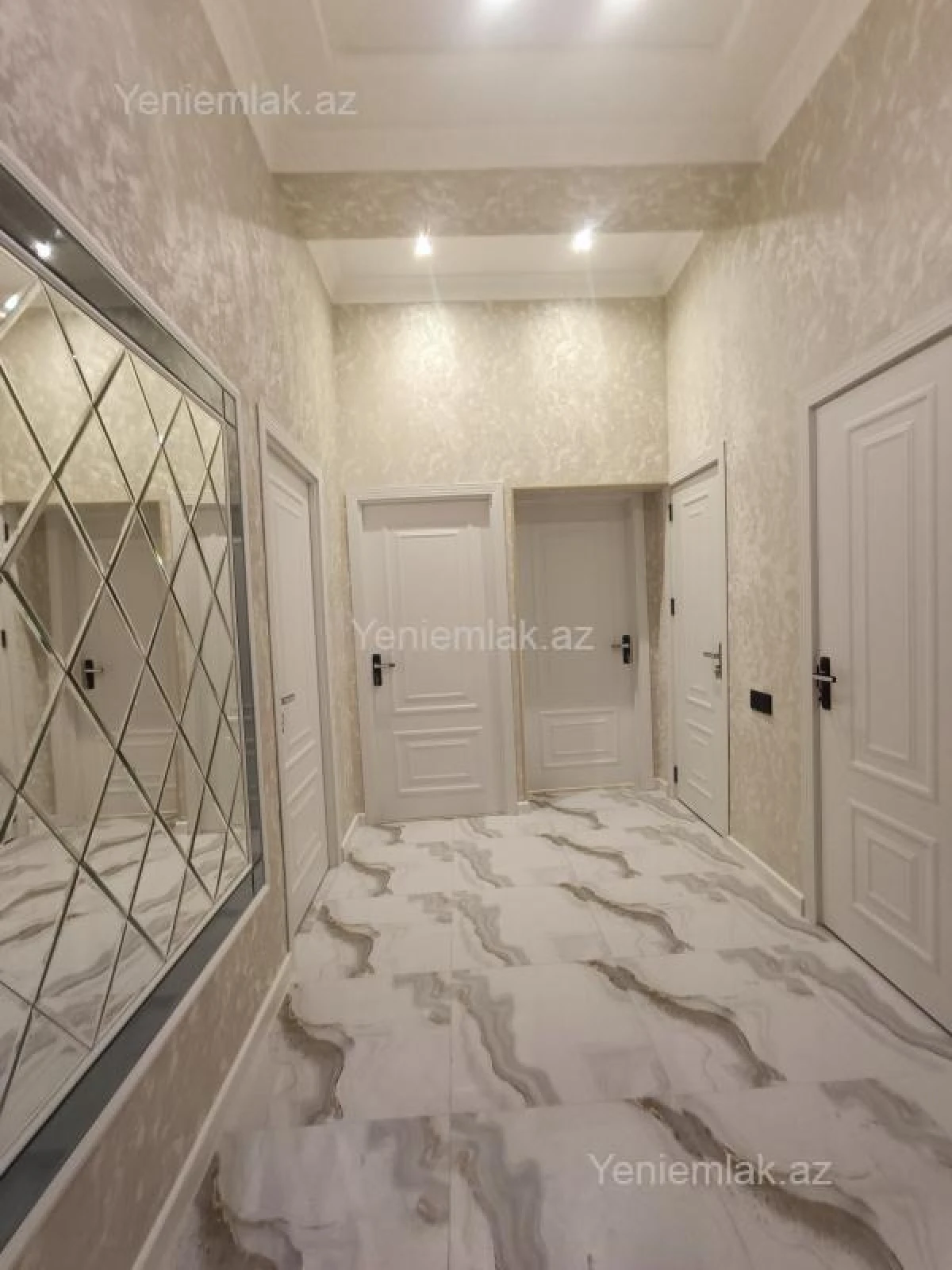 Satılır 3 otaqlı yeni tikili 66 m²