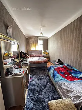 Satılır 2 otaqlı köhnə tikili 55 m²