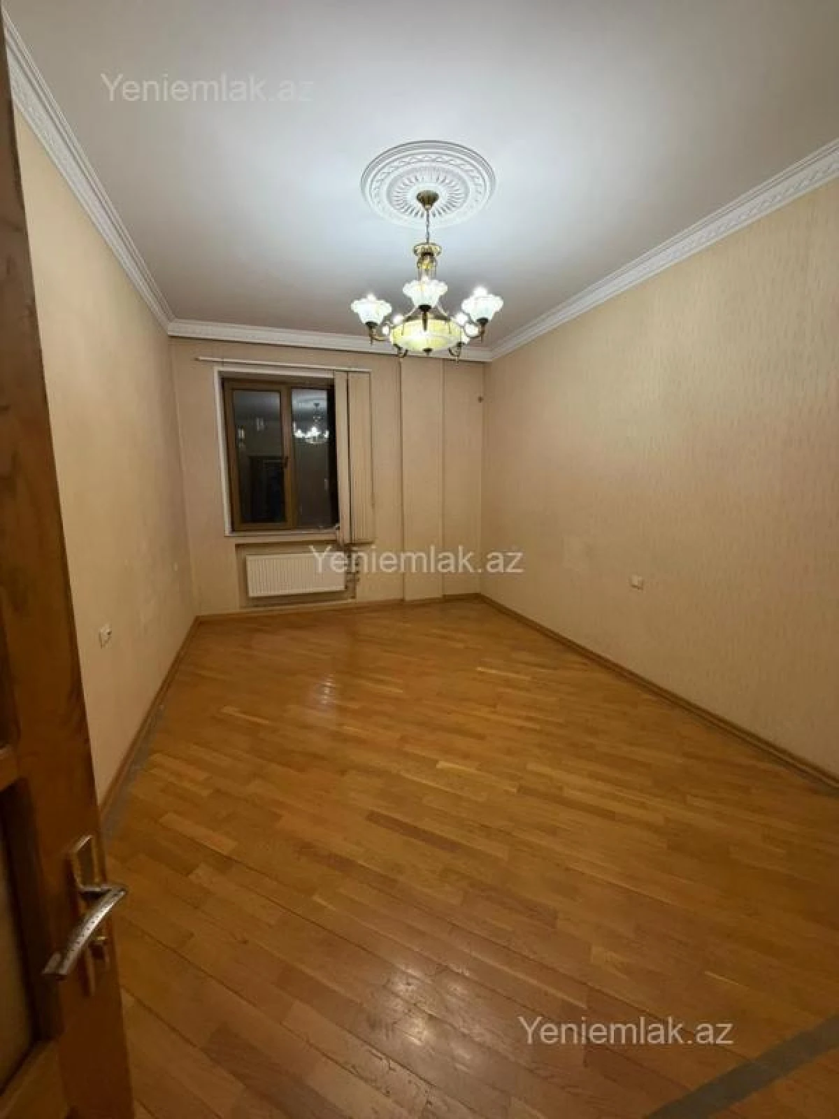Satılır 4 otaqlı yeni tikili 175 m²