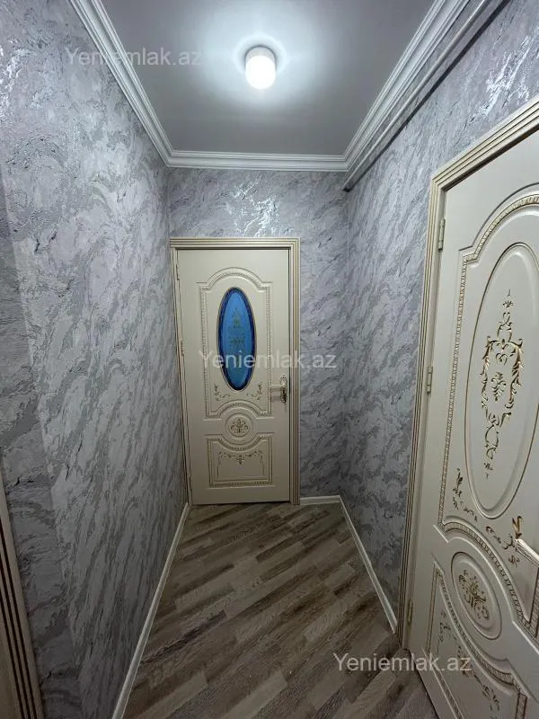 Satılır 2 otaqlı köhnə tikili 60 m²