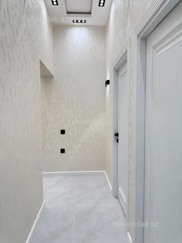 Satılır 3 otaqlı yeni tikili 110 m²