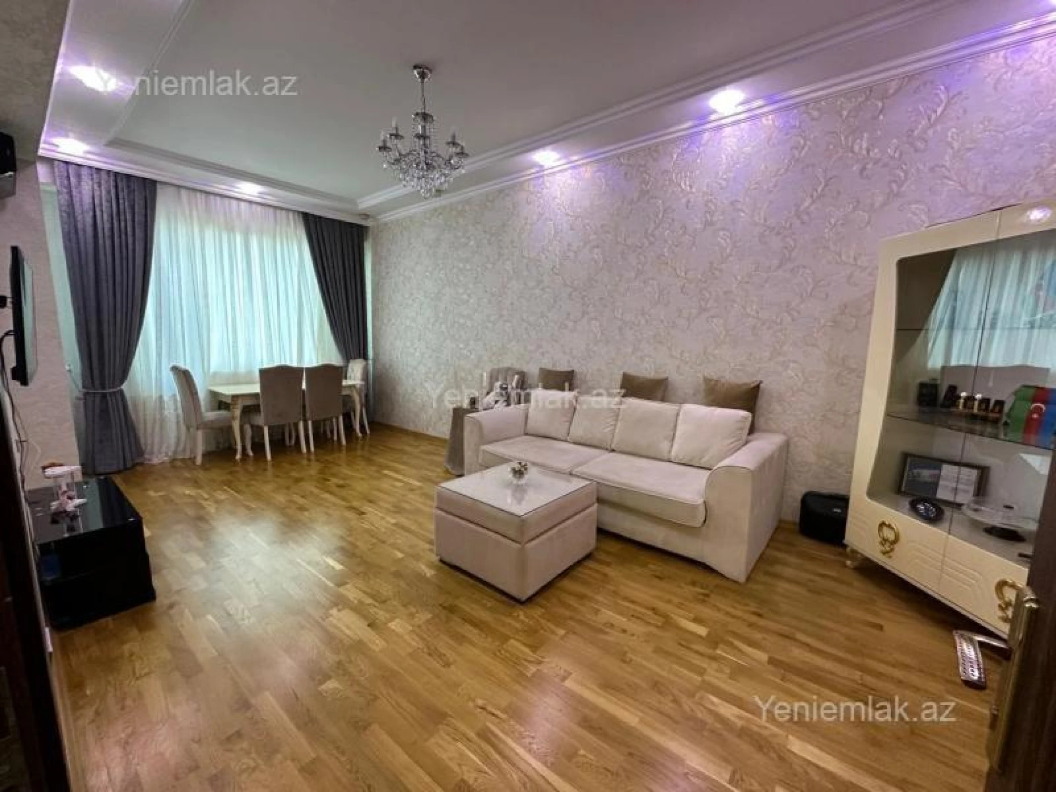 Satılır 2 otaqlı yeni tikili 72 m²