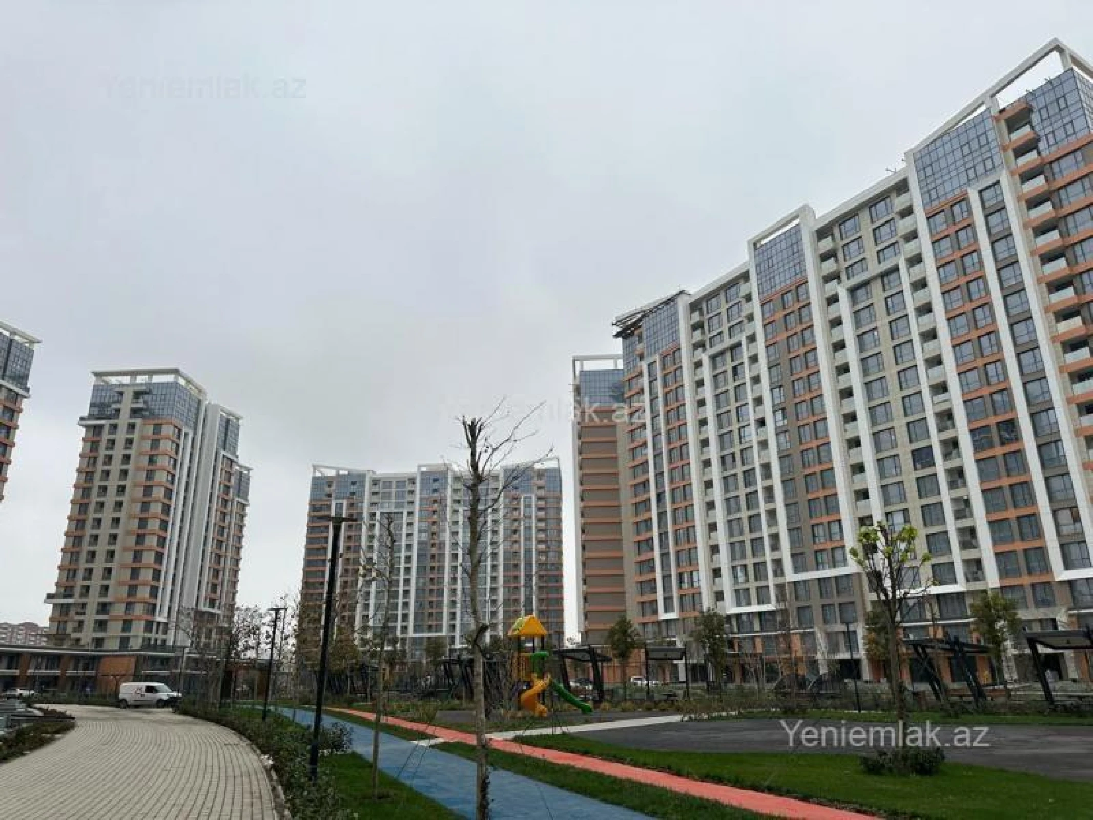 Satılır 3 otaqlı yeni tikili 106 m²