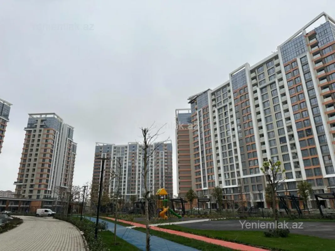 Satılır 3 otaqlı yeni tikili 106 m²