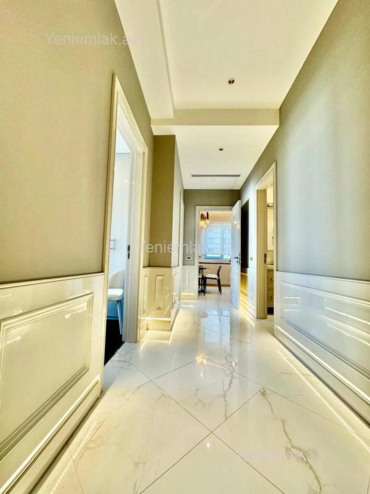 Satılır 3 otaqlı yeni tikili 120 m²