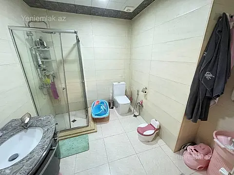 Satılır 2 otaqlı yeni tikili 88 m²