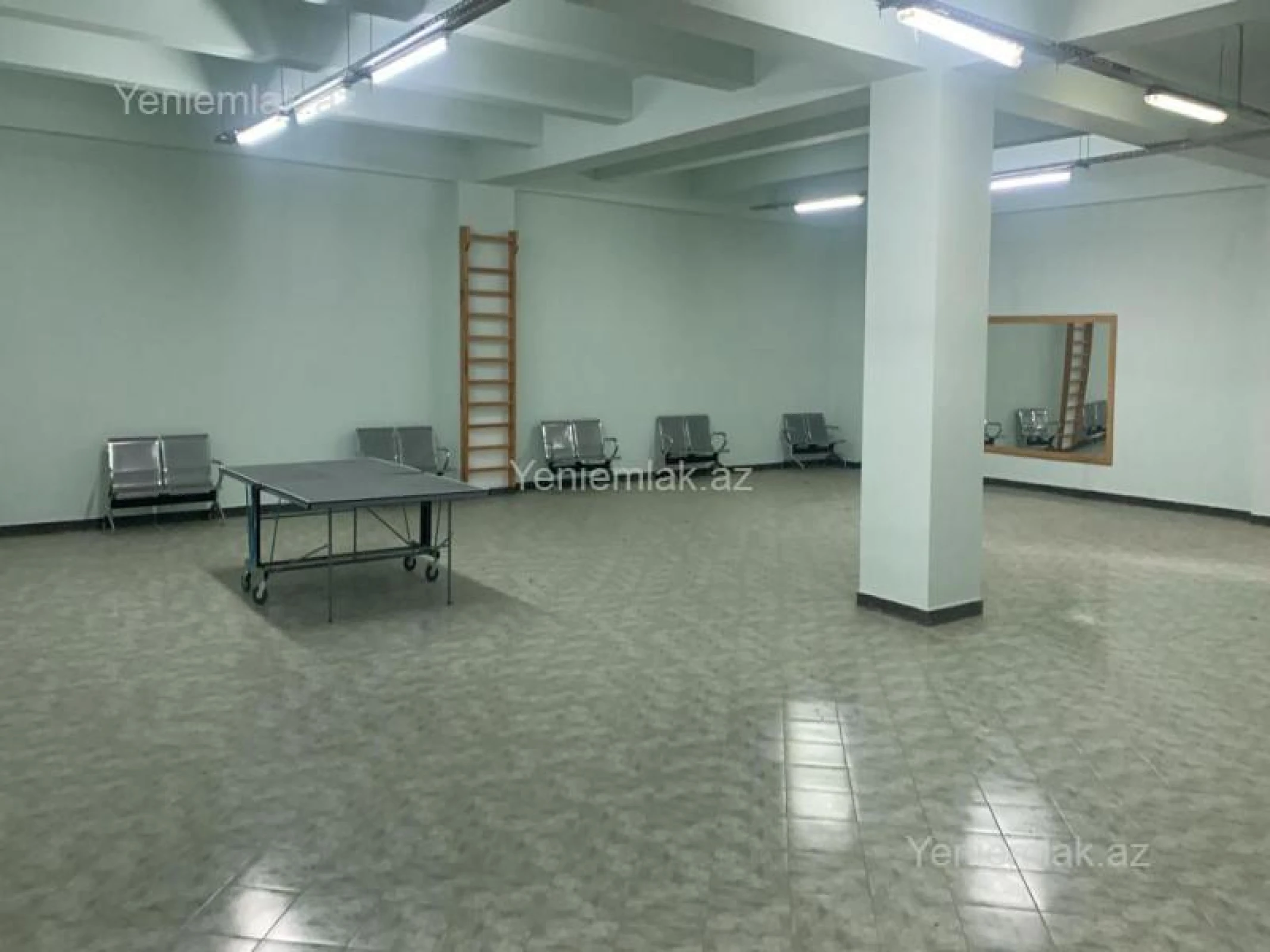 Satılır 16 otaqlı obyekt 12000 m²
