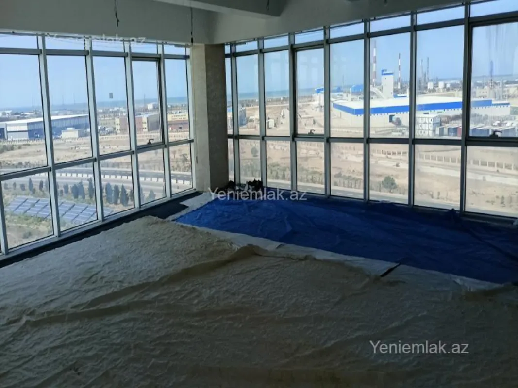 Satılır 16 otaqlı obyekt 12000 m²