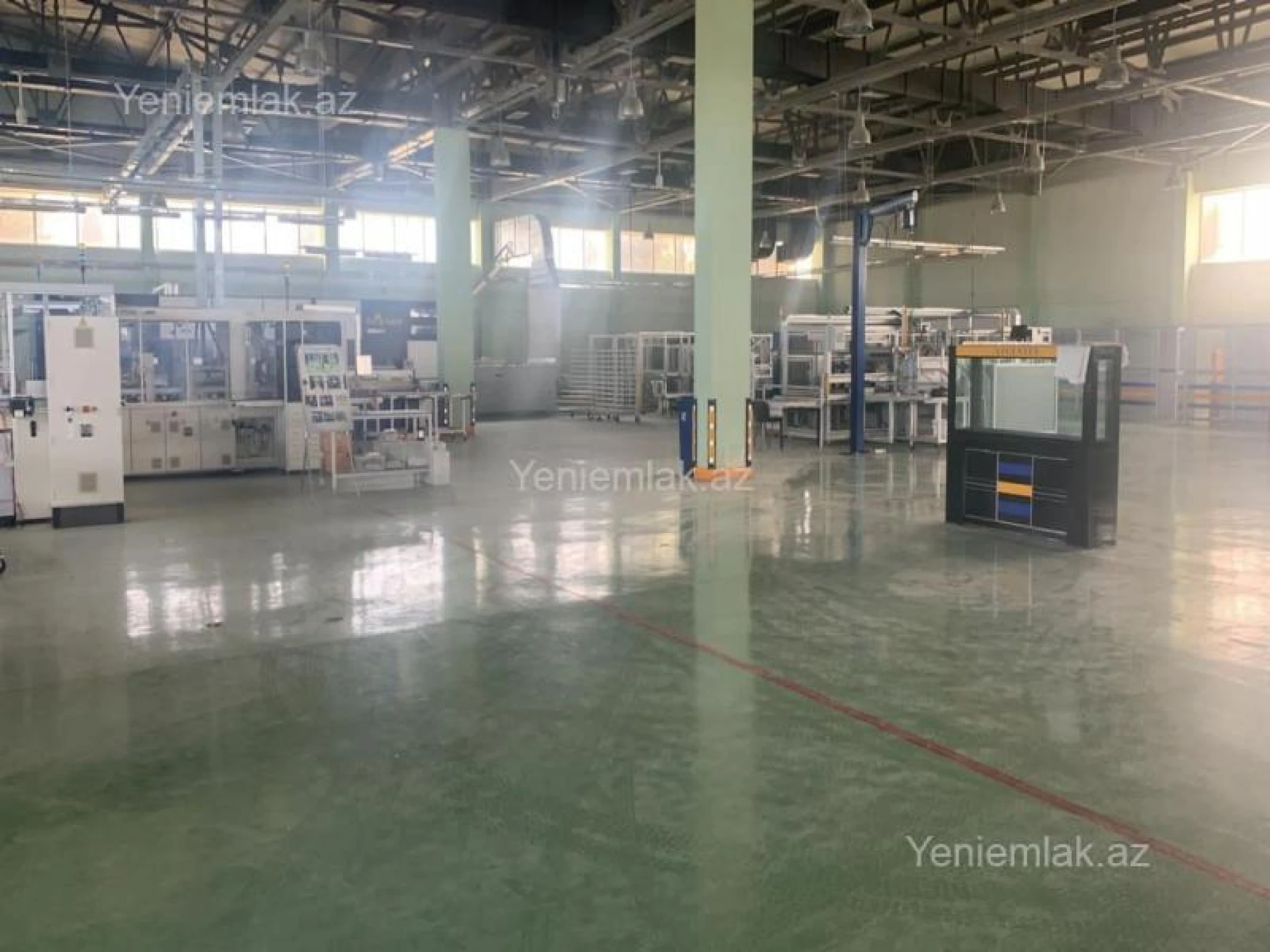 Satılır 16 otaqlı obyekt 12000 m²