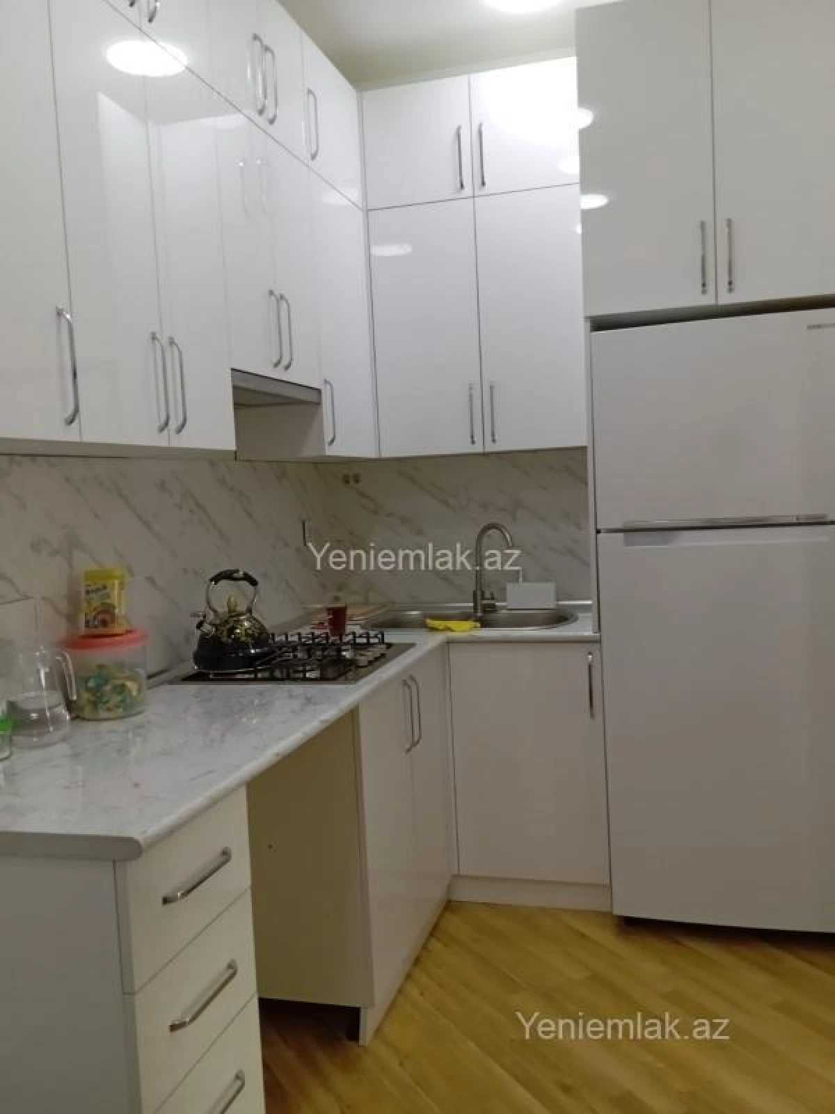 Satılır 3 otaqlı yeni tikili 92 m²