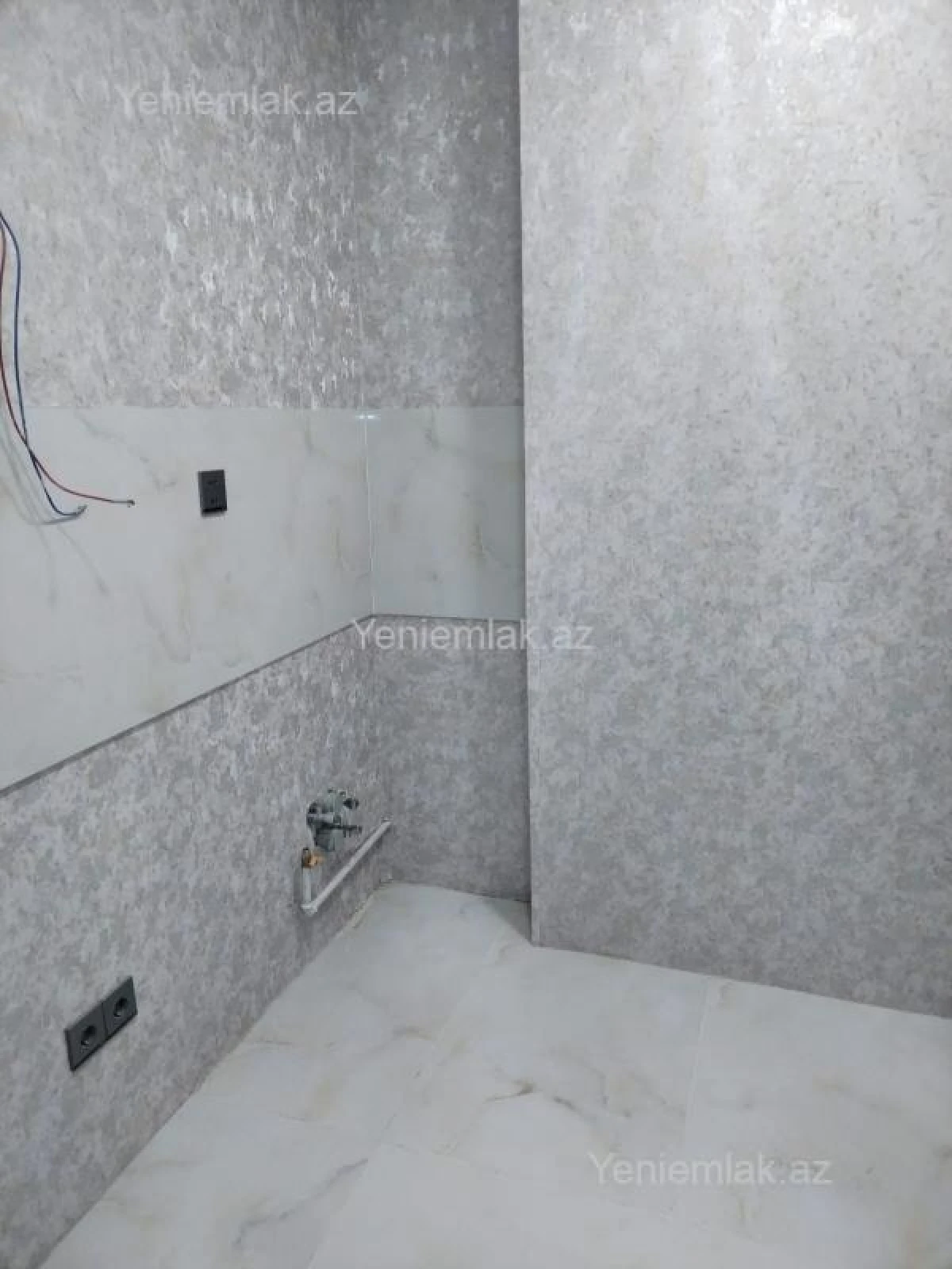 Satılır 2 otaqlı köhnə tikili 35 m²