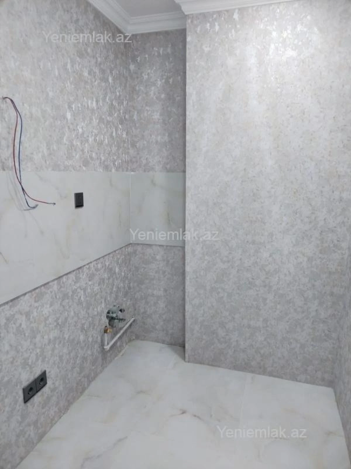 Satılır 2 otaqlı köhnə tikili 35 m²