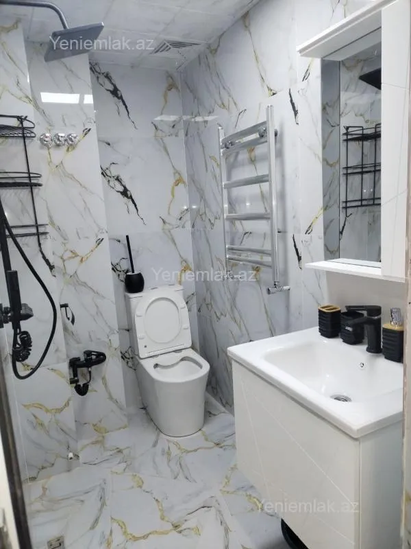 Satılır 2 otaqlı köhnə tikili 35 m²
