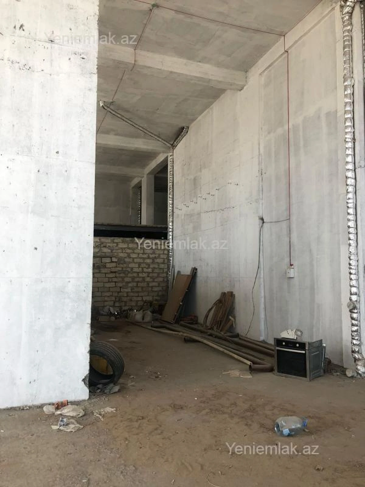 Satılır 1 otaqlı obyekt 340 m²