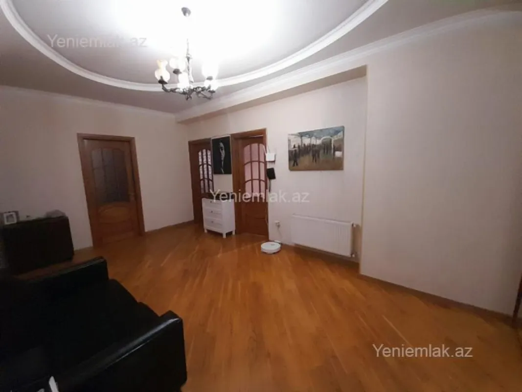 Satılır 3 otaqlı yeni tikili 140 m²