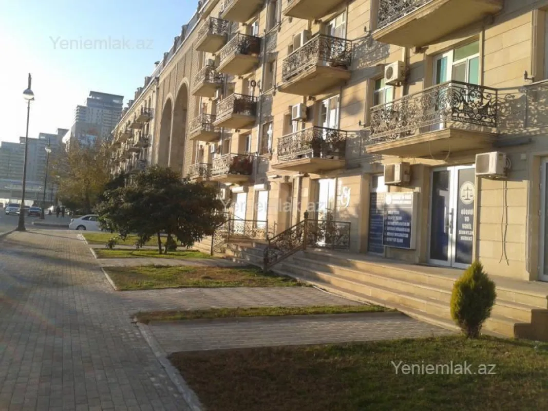 Satılır 2 otaqlı obyekt 90 m²
