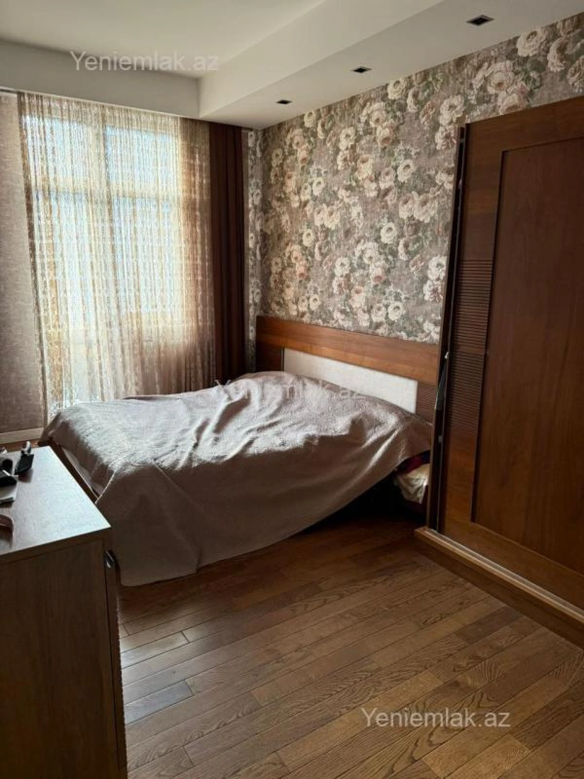 Satılır 3 otaqlı yeni tikili 100 m²