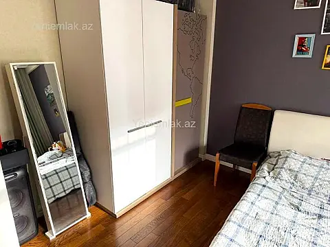 Satılır 3 otaqlı yeni tikili 100 m²