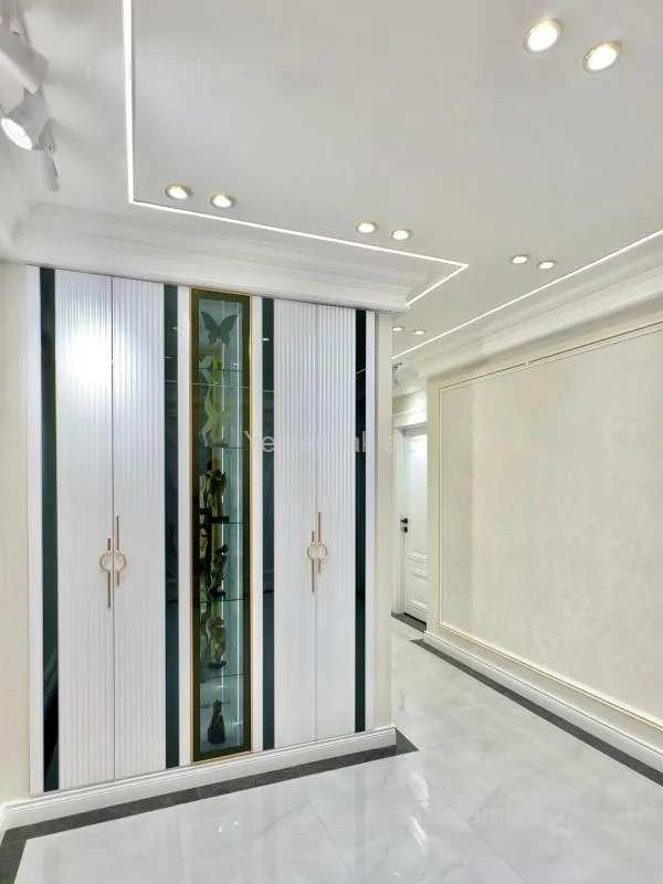 Satılır 3 otaqlı yeni tikili 100.5 m²